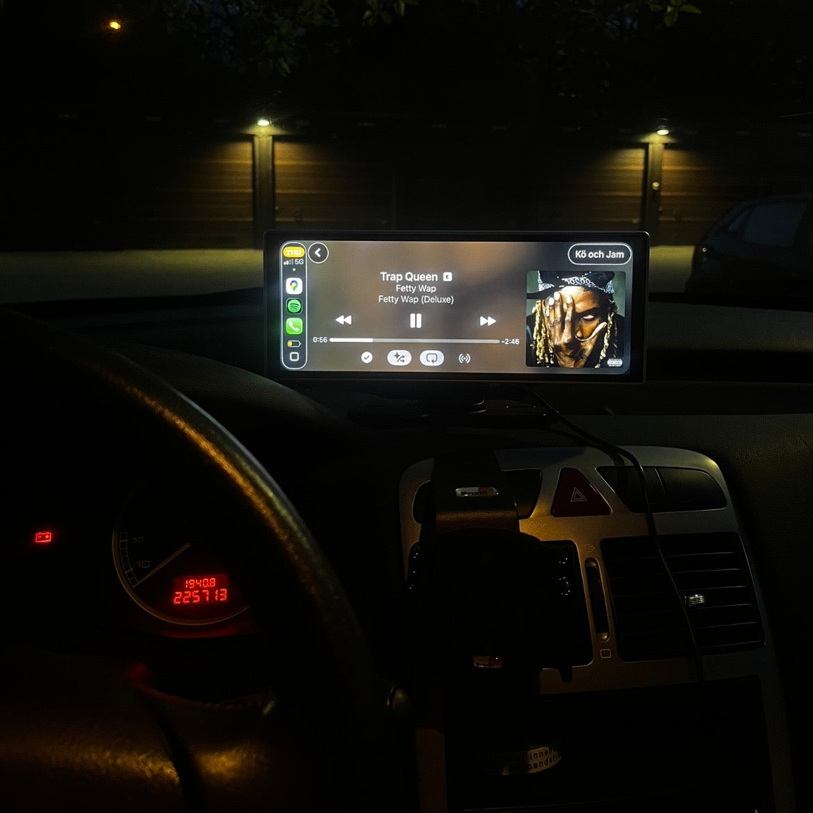Universell CarPlay-Skärm